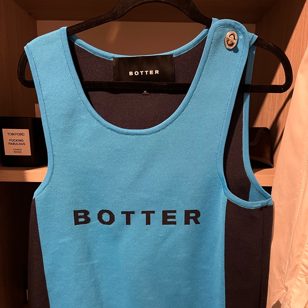 Botter runway top